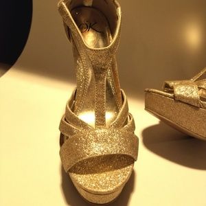 Beautiful "It's OK" Glitter Gold Platform Heels